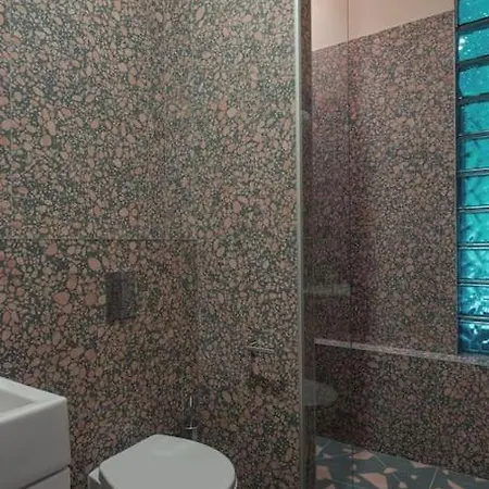Resume Apartments, Swimmer Corner No 9 By Urban Rent Apartment *