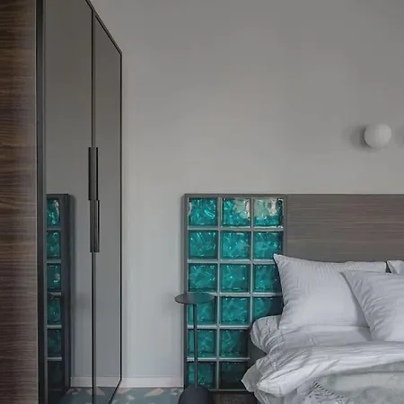 Apartment Resume Apartments, Swimmer Corner No 9 By Urban Rent