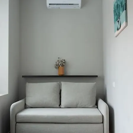 Resume Apartments, Swimmer Corner No 9 By Urban Rent Apartment Kaunas