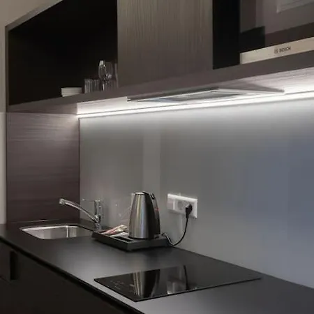 Resume Apartments, Swimmer Corner No 9 By Urban Rent Apartment Kaunas