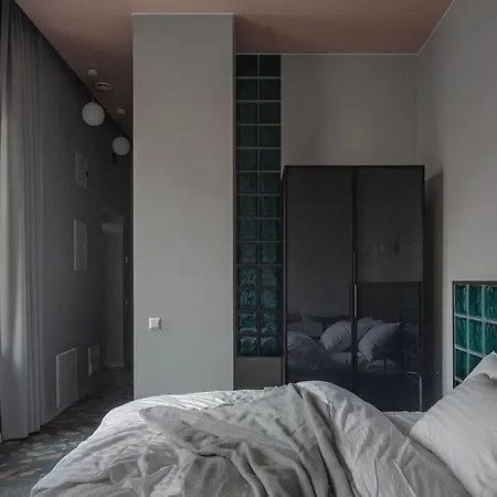 Resume Apartments, Swimmer Corner No 9 By Urban Rent Apartment